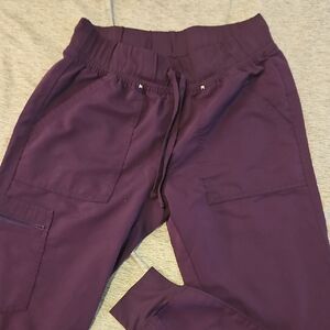 Scrub Star Eggplant Jogger Scrub Pants